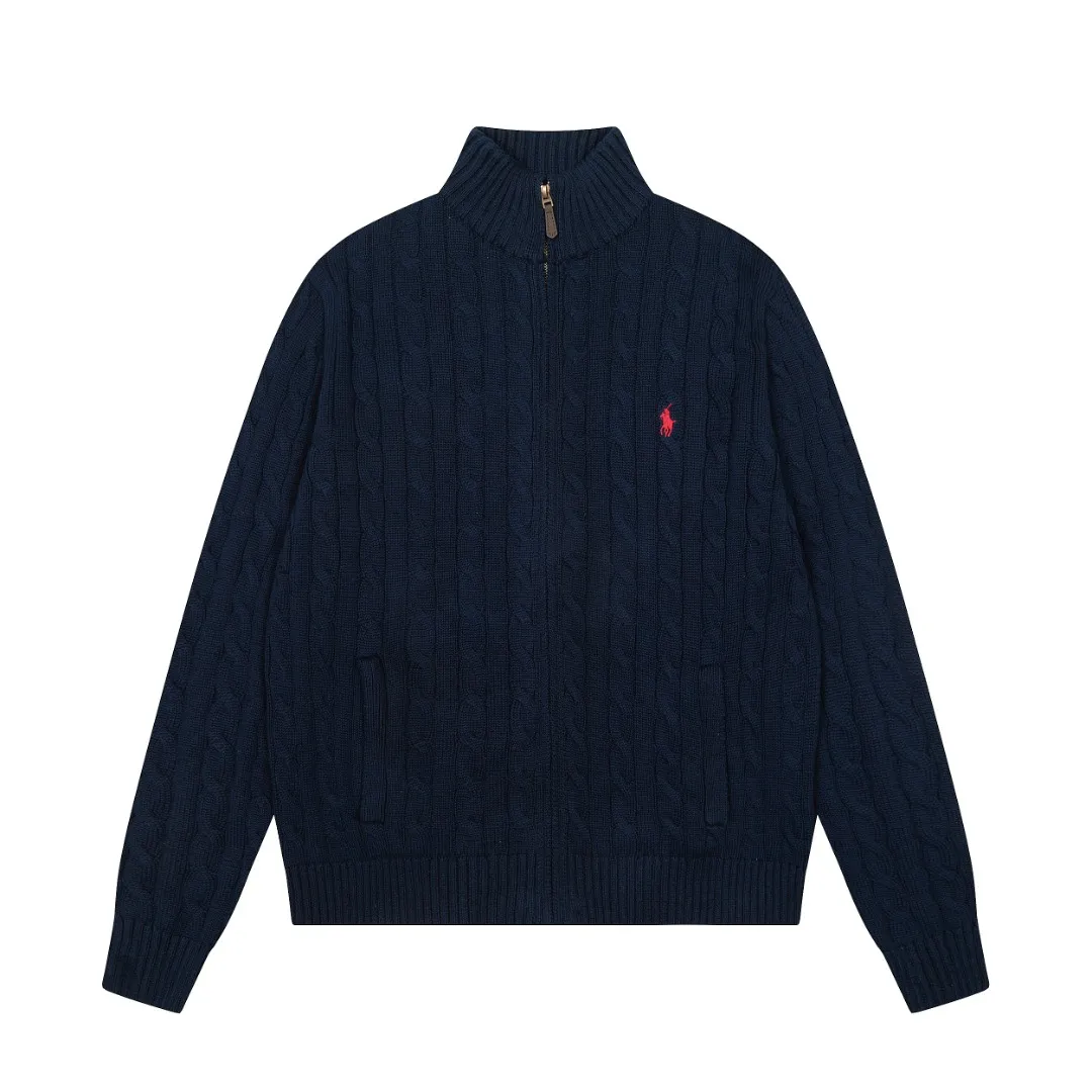 P260 Top quality" Style number: DS814# (not off the shelves all year round) [Ralph Lauren full zipper solid color pony embroidered logo twist knitted sweater jacket] ✅Ralph Lauren Ralph Lauren full zipper classic basic versatile style unisex couple knitted sweater autumn and winter coat ✅Main supplier platform live broadcast Wholesale entities Replacement when out of stock Not off the shelf ✅ZP quality 1:1 version Scan the code to enter the GF website Counter quality ✅Details and quality are the only one in Guangzhou. Imported quality cotton yarn focuses on high-end and cost-effective. Needless to say good quality. ✅The version is restored to the original order. The maximum size can be worn up to 200 pounds. Loose, comfortable and stress-free. ✅The upper body is simple and easy to match. A must-have item for ootd. Good-looking clothes are never picky. Recommended must-have items in the wardrobe. Size: S-XL. Color: Black and red, milky white, gray blue, khaki, navy red label, Ankora red.